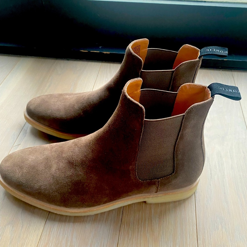Brand New NBW New Republic “SONOMA SUEDE CHELSEA BOOT”’in truffle color. Size 12